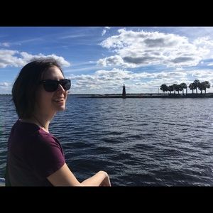 Meet your Posher, Ellen